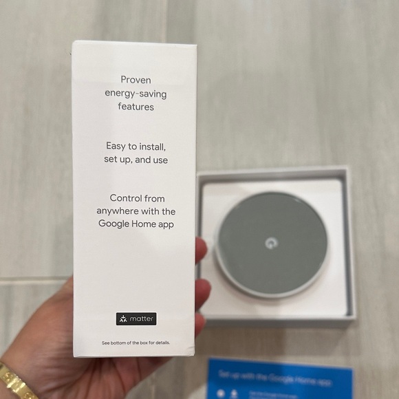 New Google Nest Smart Thermostat in Snow White - Picture 4 of 5